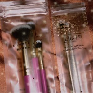 LUXIE BRUSHES